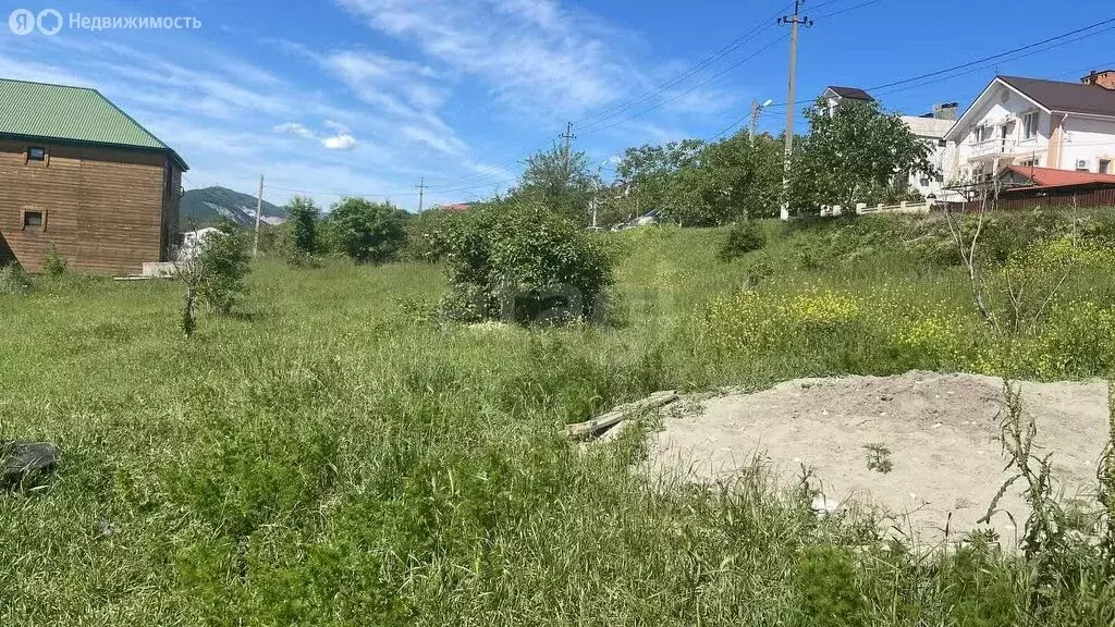 Участок в село Дивноморское, Ореховая улица (5.92 м) - Фото 1
