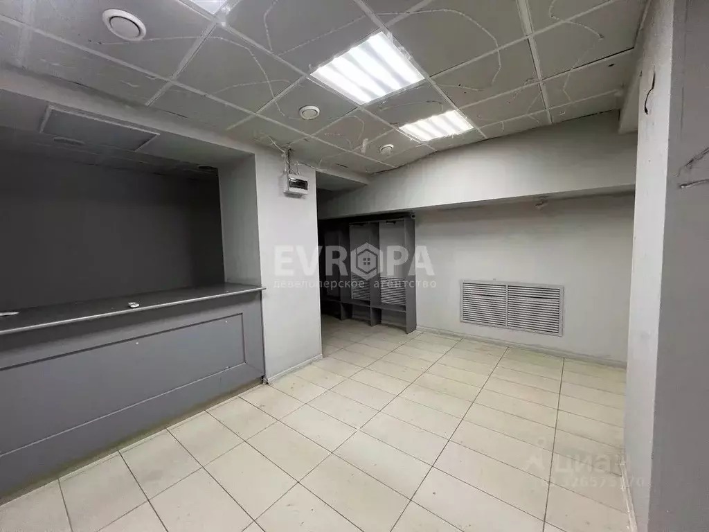 Помещение свободного назначения в Ульяновская область, Ульяновск ул. ... - Фото 1