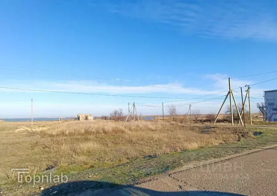 Участок в Крым, Сакский район, с. Штормовое  (6.0 сот.) - Фото 1