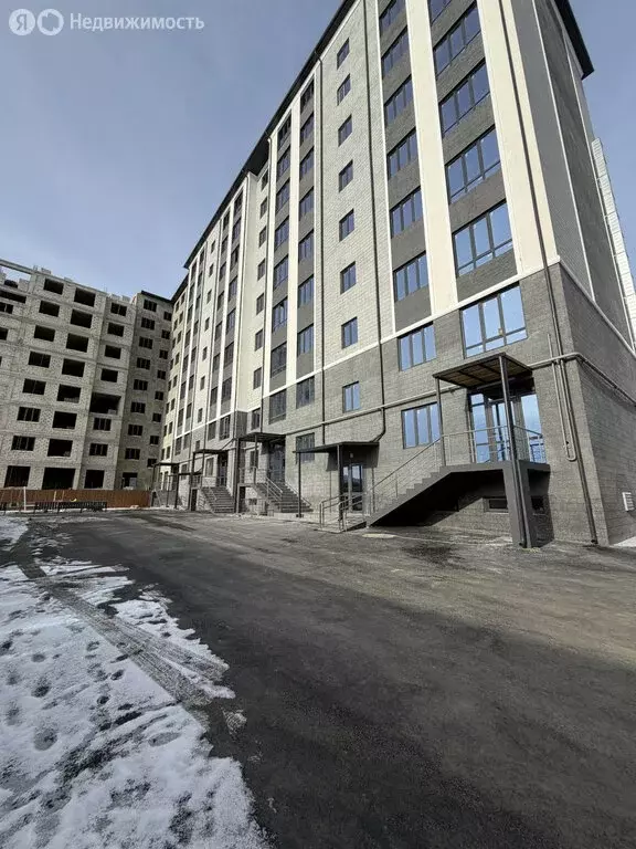 2-комнатная квартира: Нальчик, улица Хужокова, 91 (68 м) - Фото 1