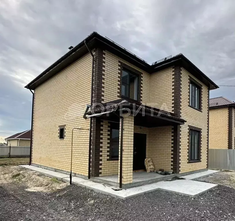 Дом в Тюменская область, Тюмень проезд Ялтинский (130 м) - Фото 1