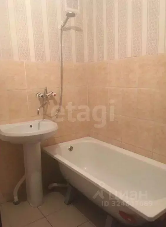 Дом в Белгородская область, Белгородский район, Разумное рп ул. ... - Фото 1