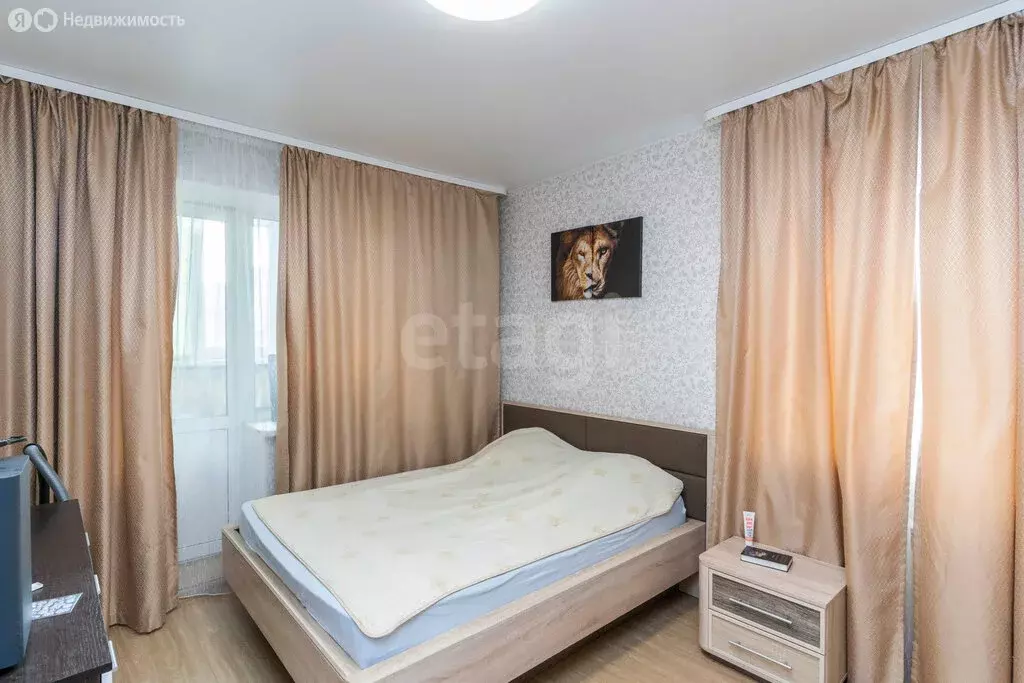 1-комнатная квартира: Тюмень, улица Монтажников, 45 (49.4 м) - Фото 2