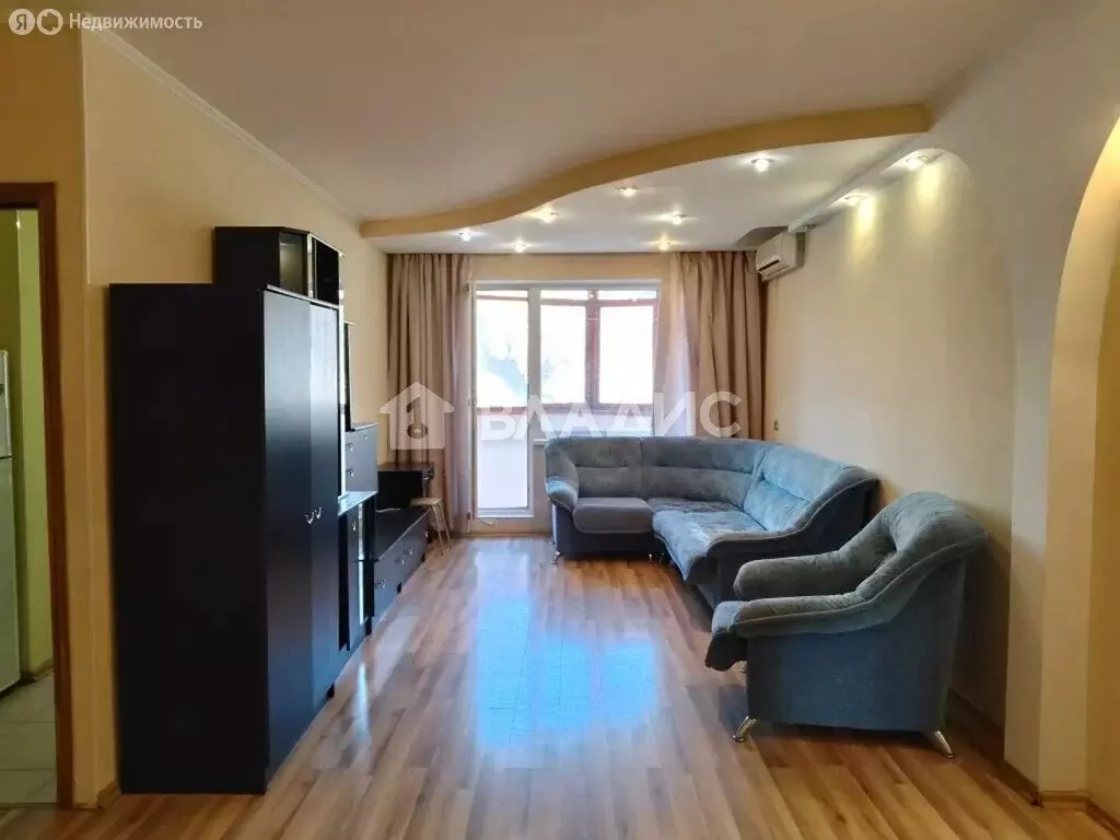 3-комнатная квартира: Волгоград, улица Рихарда Зорге, 49 (68.2 м) - Фото 1