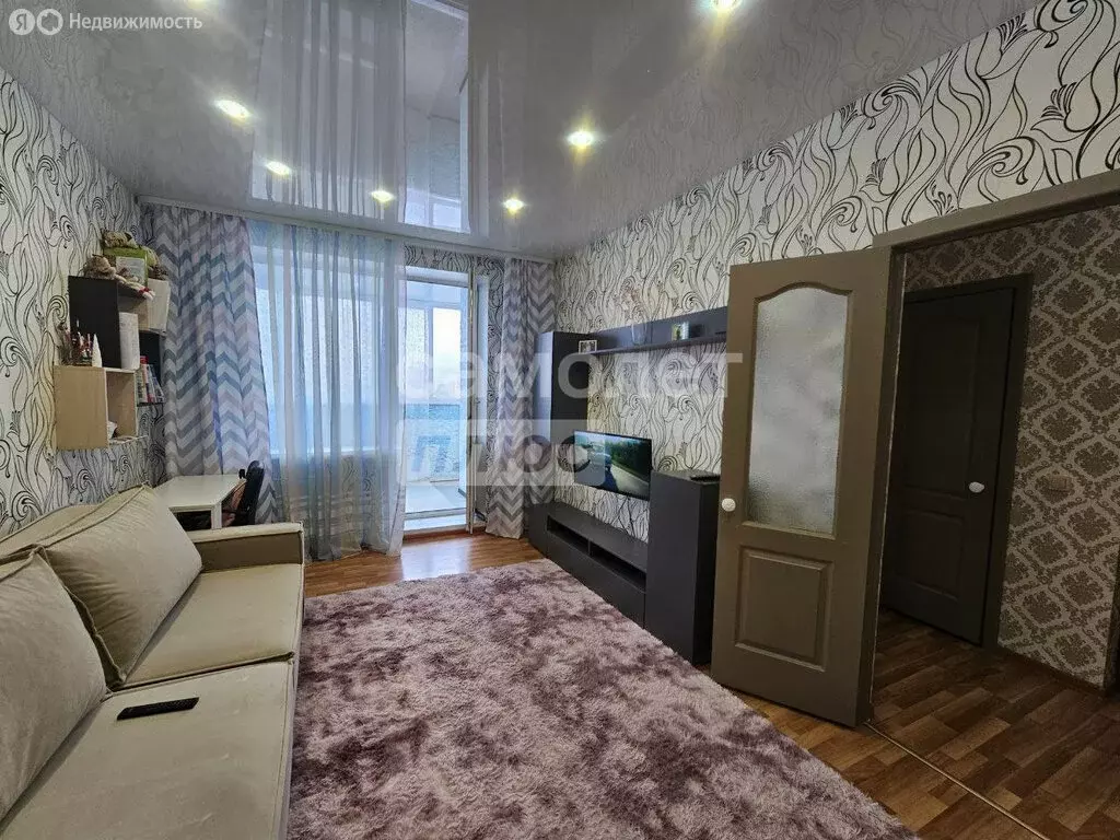 1-комнатная квартира: Ижевск, улица Архитектора П.П. Берша, 32 (43 м) - Фото 0