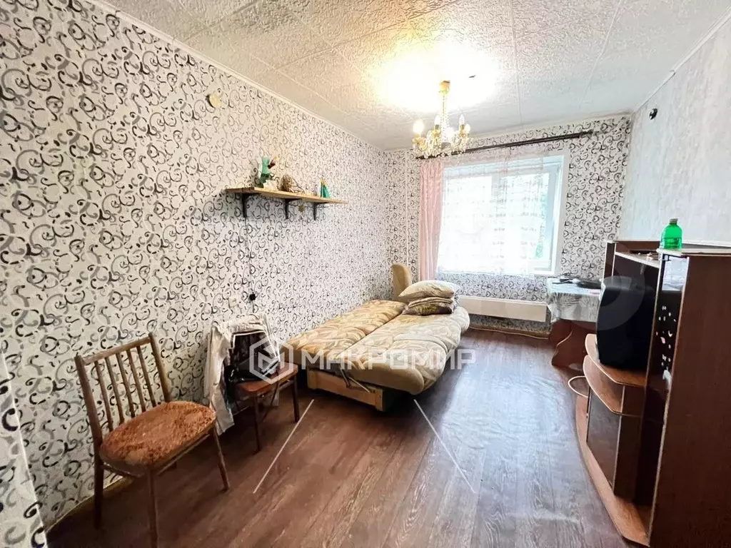 Комната 18 м в 4-к., 2/5 эт. - Фото 0