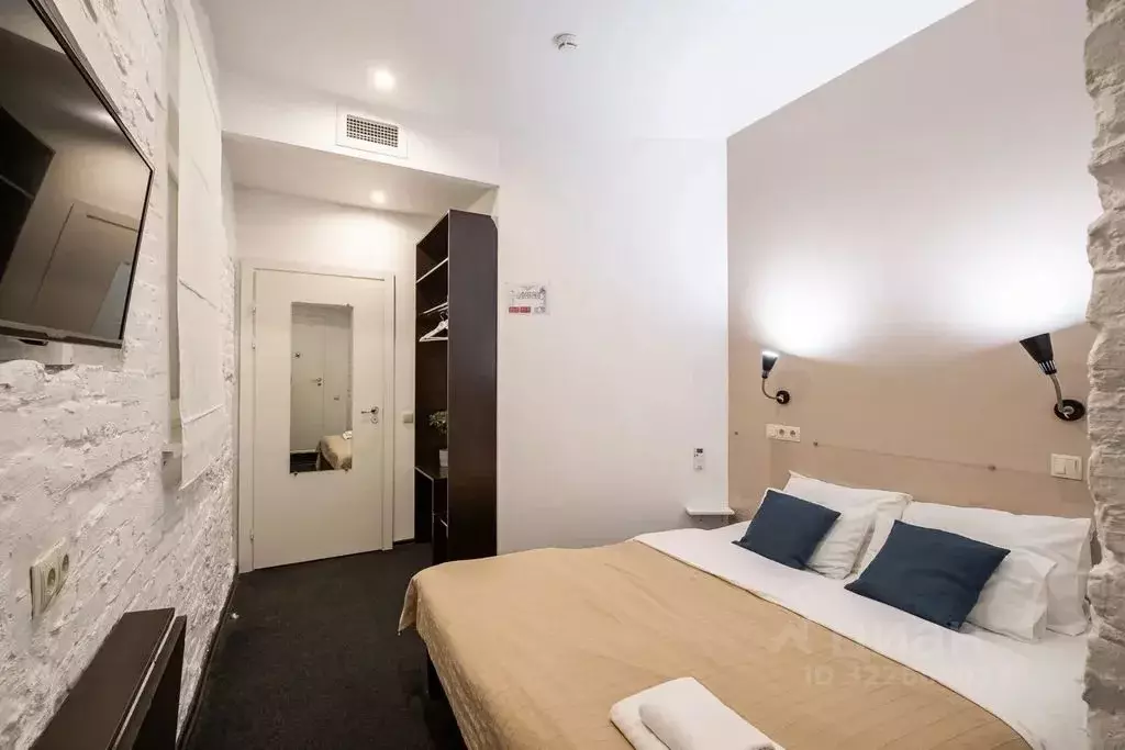 Комната Санкт-Петербург Казанская ул., 43 - Фото 1