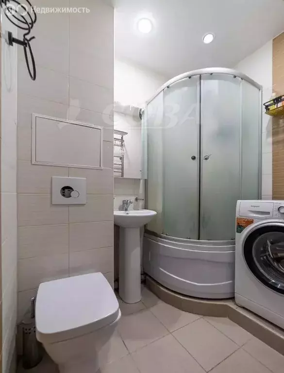 3-комнатная квартира: Тюмень, Севастопольская улица, 23 (60 м) - Фото 1