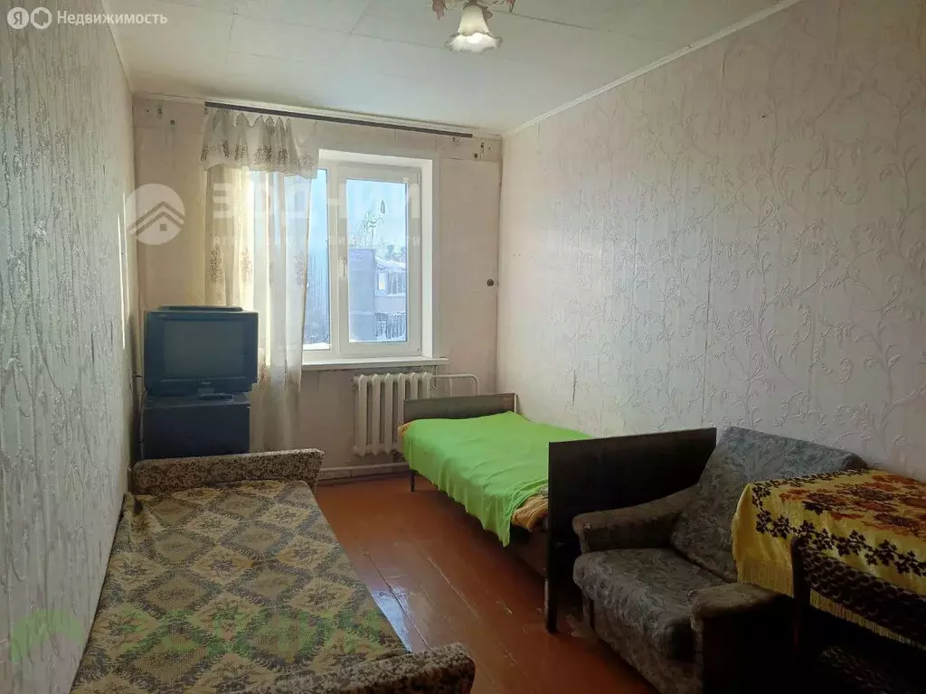 3-комнатная квартира: Чебоксары, улица Мичмана Павлова, 18 (70.8 м) - Фото 2