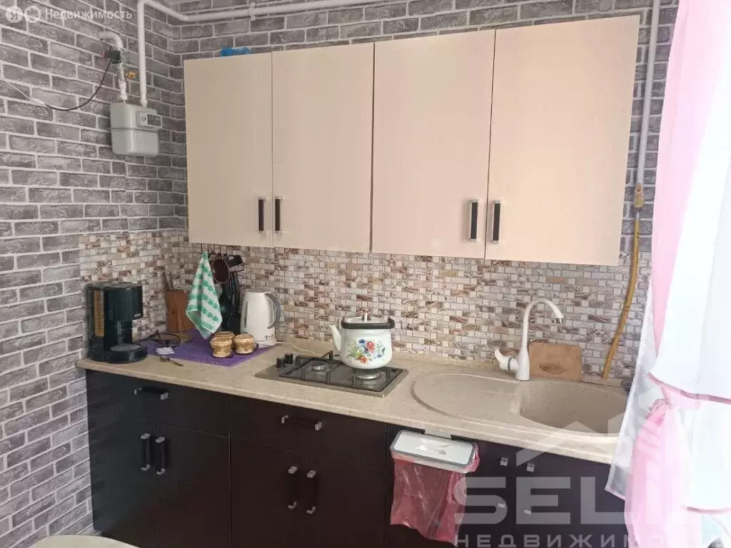 2-комнатная квартира: Черноморское, улица Щорса, 18 (42.4 м) - Фото 1