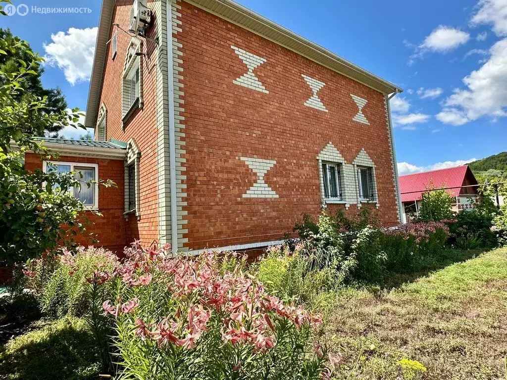 Дом в Тепличный, улица Новый Микрорайон, 47 (245.3 м) - Фото 1