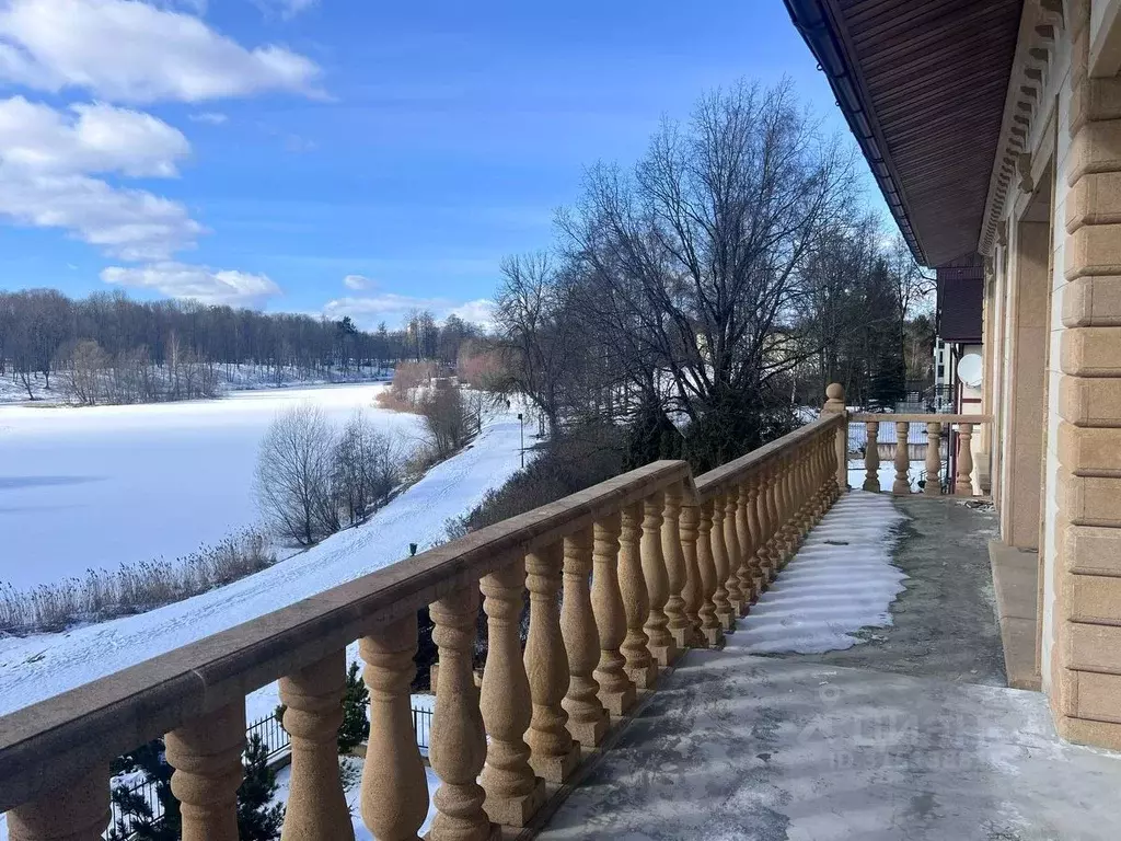 4-к кв. Ленинградская область, Гатчина ул. Чкалова, 34А (109.2 м) - Фото 1
