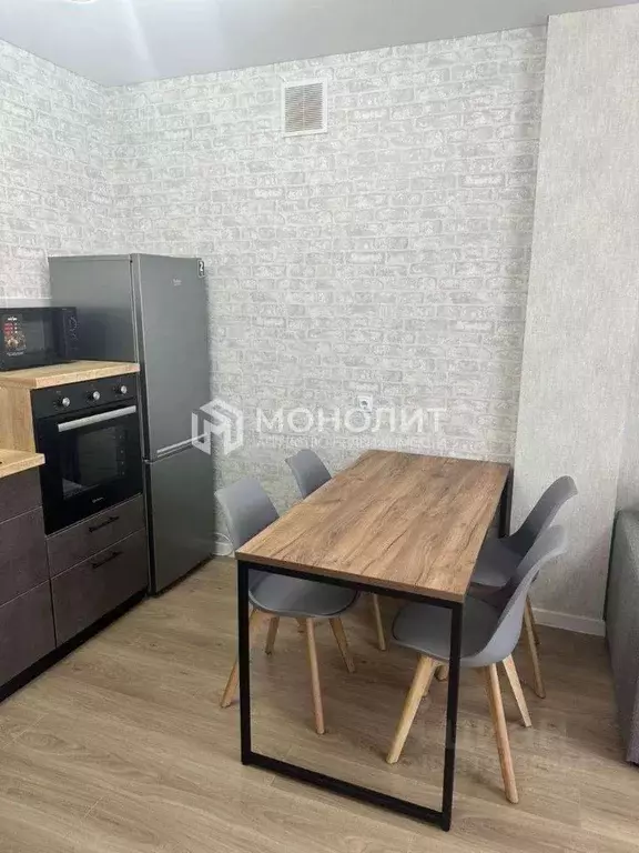 1-к кв. Белгородская область, Старый Оскол Космос мкр, 11А (42.0 м) - Фото 1
