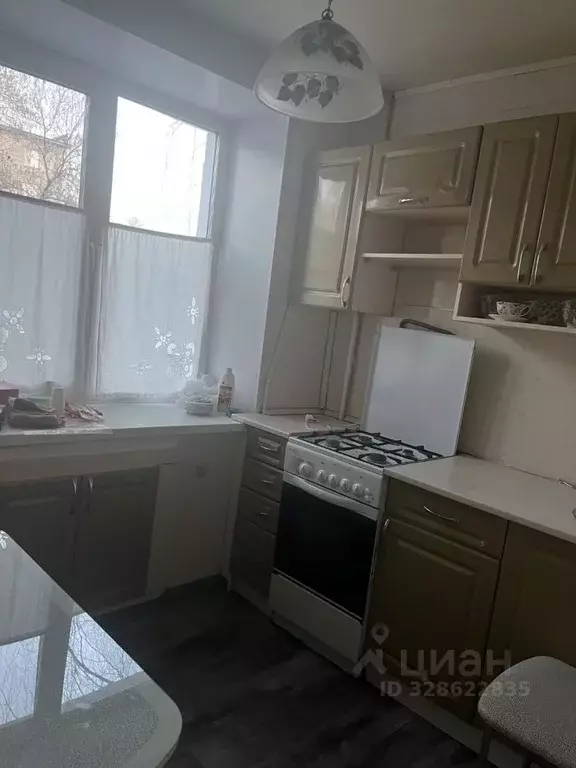 3-к кв. Башкортостан, Стерлитамак Коммунистическая ул., 3 (50.6 м) - Фото 1