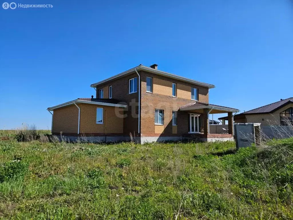 Дом в посёлок Новый, Восточная улица (218 м) - Фото 0