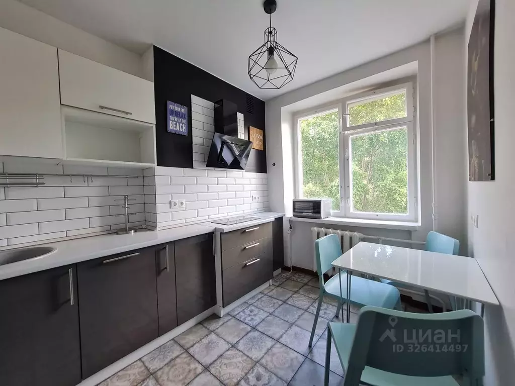 2-к кв. Москва Верхняя ул., 3К1 (42.5 м) - Фото 1