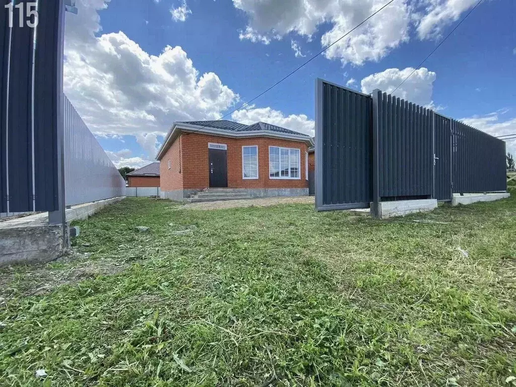 Дом в Краснодарский край, Усть-Лабинск  (90 м) - Фото 2