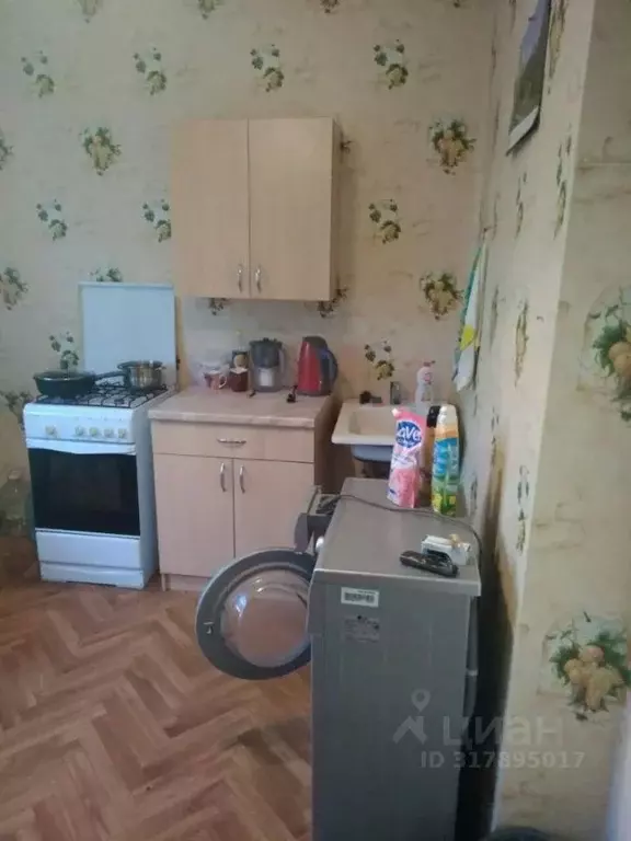 1-к кв. Саратовская область, Саратов ул. Имени В.Г. Рахова, 15/31 ... - Фото 0
