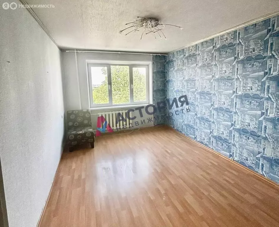 3-комнатная квартира: Тула, Новомосковская улица, 25А (66.2 м) - Фото 1