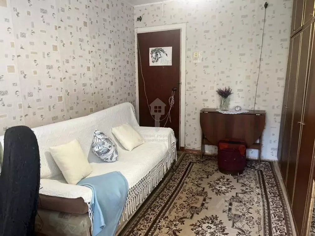2-к кв. Омская область, Омск ул. Дмитриева, 5/1 (36.0 м) - Фото 0