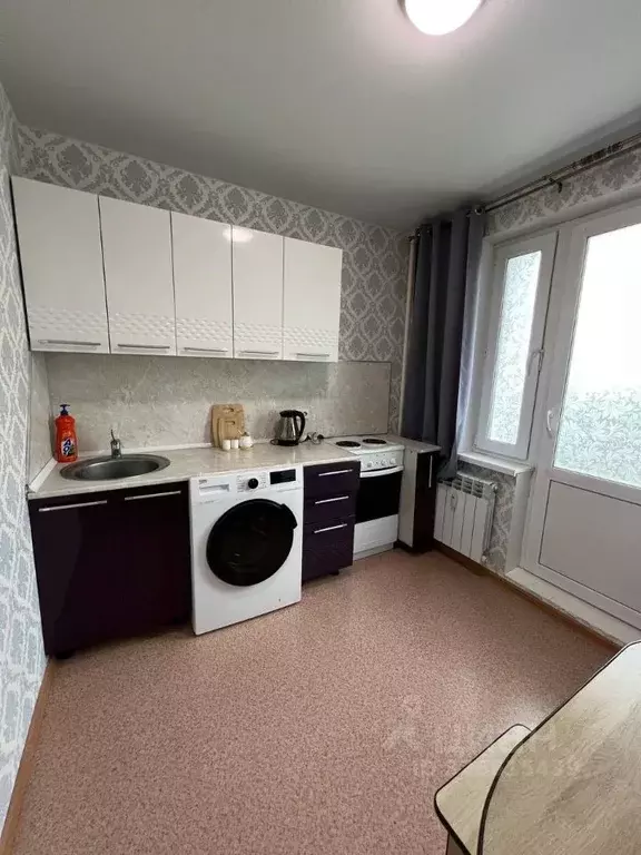 1-к кв. Тюменская область, Тюмень Антипино мкр, ул. Беловежская, 17 ... - Фото 0