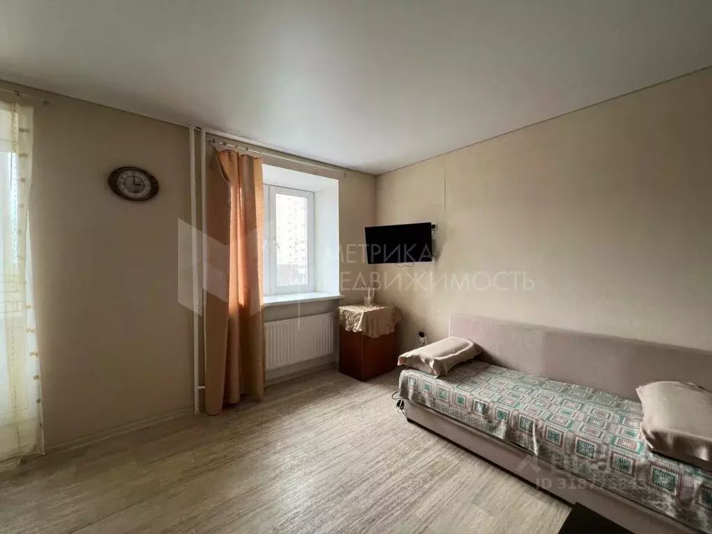 Студия Тюменская область, Тюмень Амурская ул., 39 (32.0 м) - Фото 0