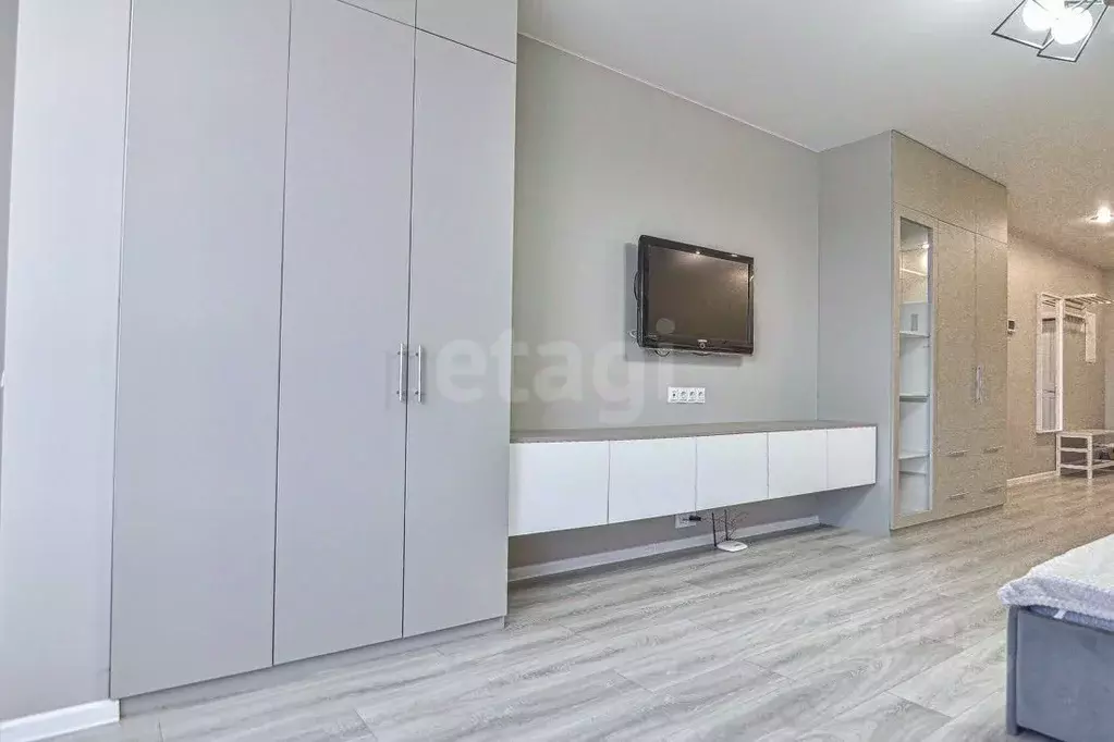 Студия Сахалинская область, Южно-Сахалинск просп. Мира, 306к1 (45.6 м) - Фото 1