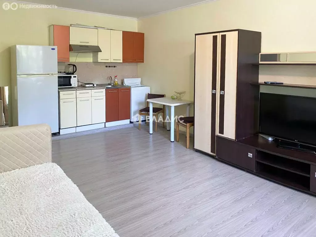 1к в 4-комнатной квартире (21.4 м) - Фото 2