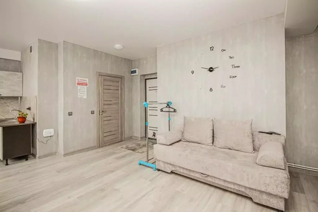 1-к кв. Бурятия, Улан-Удэ 142-й мкр, 10 (42.0 м) - Фото 1