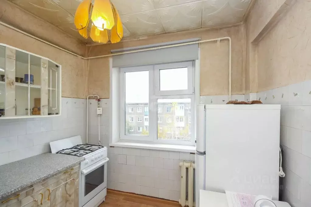 3-к кв. Омская область, Омск просп. Мира, 157 (62.0 м) - Фото 1