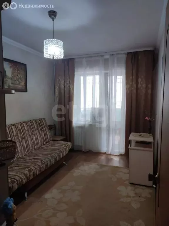 3-комнатная квартира: Омск, улица 70 лет Октября, 14/1 (64 м) - Фото 1