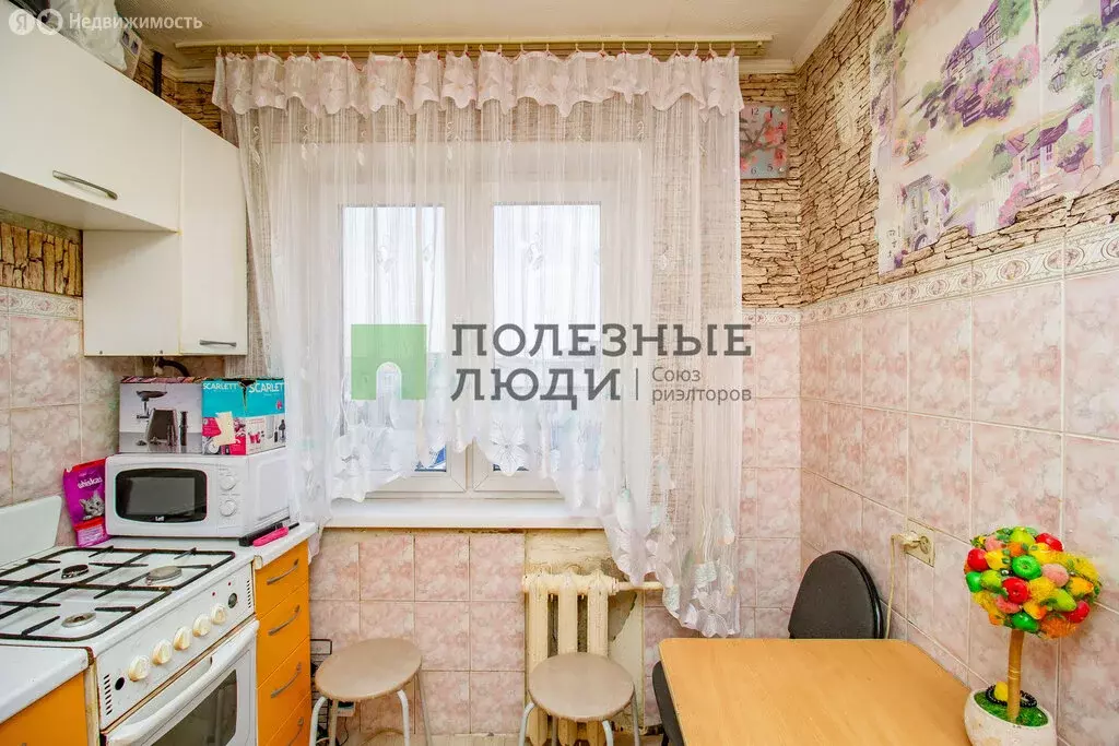 2-комнатная квартира: Красноярск, Парашютная улица, 10 (44.5 м) - Фото 1