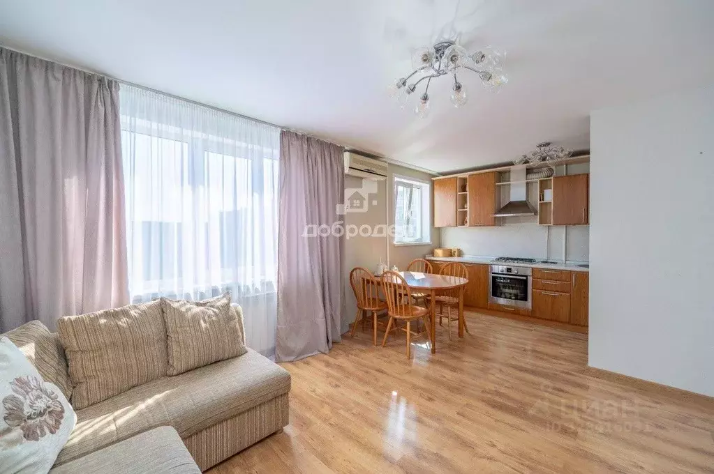 3-к кв. Свердловская область, Екатеринбург проезд Решетникова, 3 (58.5 ... - Фото 1