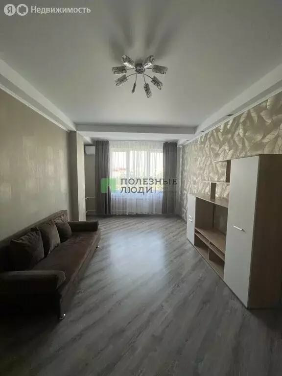 2-комнатная квартира: Севастополь, проспект Победы, 29А (64 м) - Фото 1