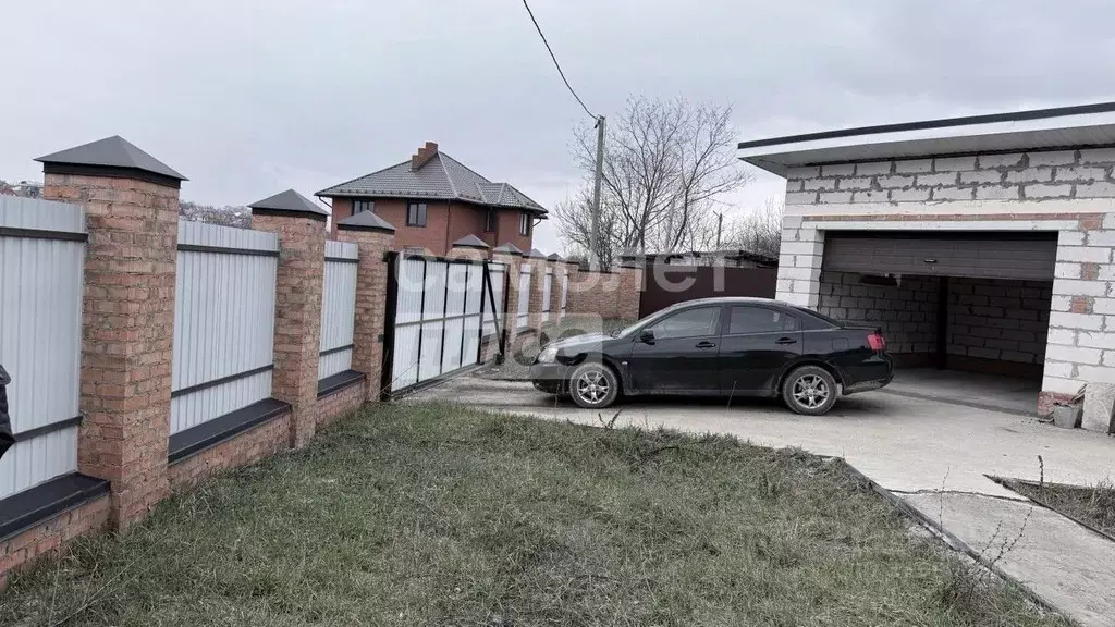 Дом в Курская область, Курский район, Моковский сельсовет, д. 1-я ... - Фото 1