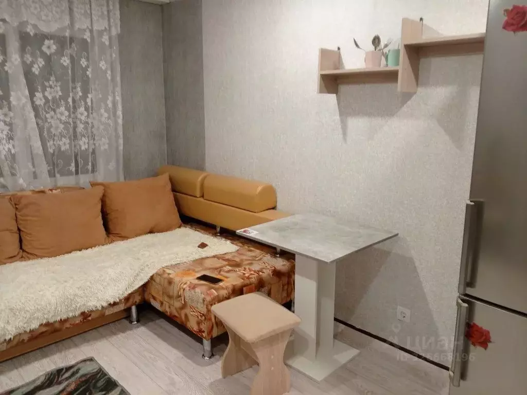 Комната Челябинская область, Миасс ул. Победы, 19 (17.2 м) - Фото 1