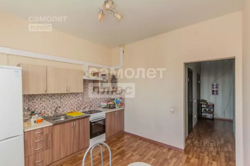 2-к кв. Челябинская область, Челябинск Свердловский просп., 88 (67.2 ... - Фото 1