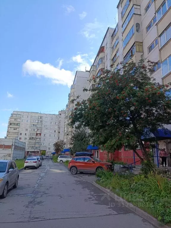 3-к кв. Новосибирская область, Новосибирск ул. Есенина, 8/1 (65.1 м) - Фото 0