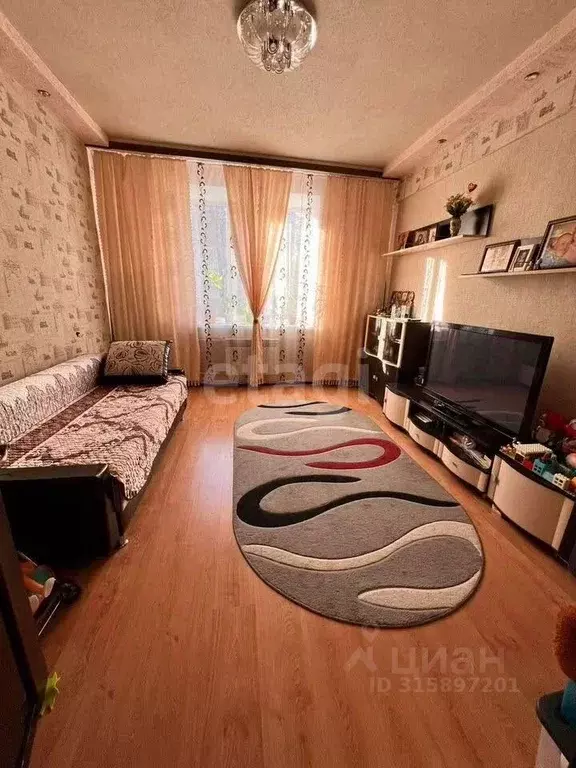 2-к кв. Томская область, Северск Коммунистический просп., 35 (56.1 м) - Фото 0