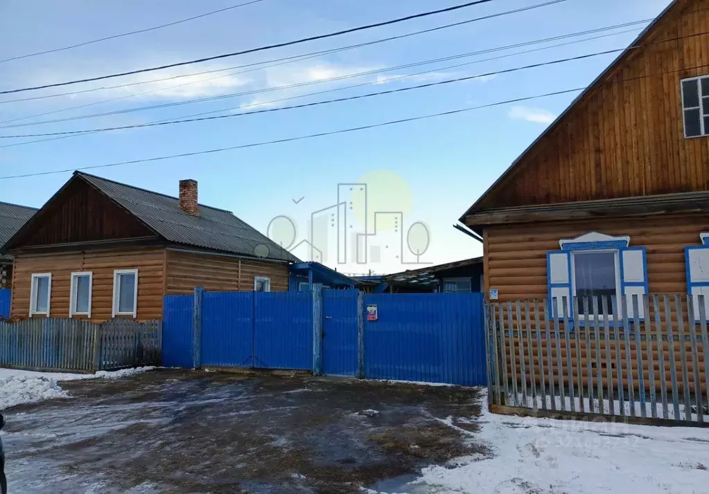 Дом в Иркутская область, Эхирит-Булагатский район, пос. Усть-Ордынский ... - Фото 1