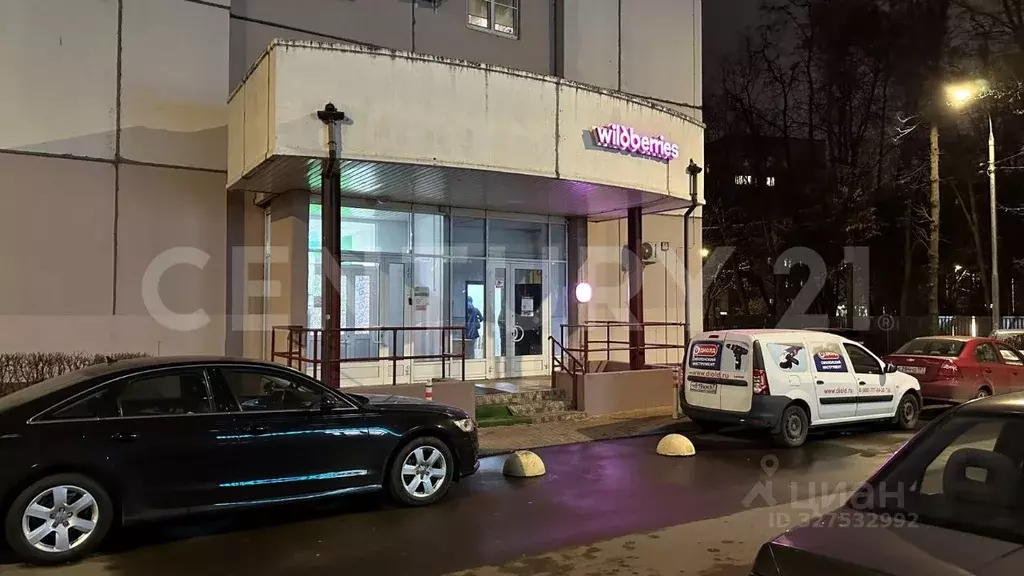 Помещение свободного назначения в Москва Тарутинская ул., 4к2 (90 м) - Фото 1