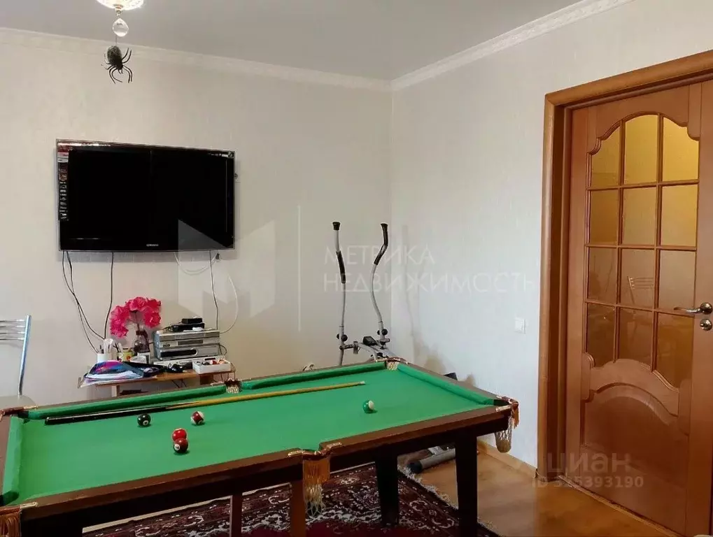 3-к кв. Тюменская область, Тюмень ул. Свободы, 84к1 (74.8 м) - Фото 0