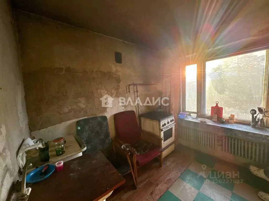 Комната Иркутская область, Ангарск 85-й кв-л, 16 (12.3 м) - Фото 1