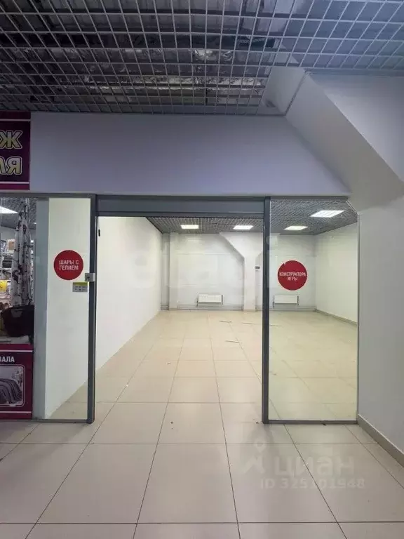 Торговая площадь в Псковская область, Псков ул. Яна Фабрициуса, 5В (35 ... - Фото 1