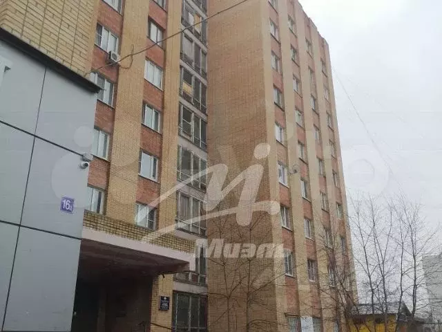 Комната 18 м в 4-к., 7/9 эт. - Фото 0