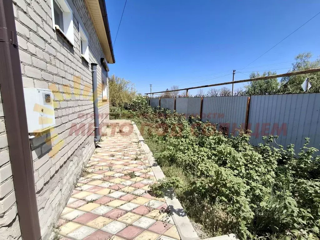 Дом в Краснодарский край, Щербиновский район, Шабельское с/пос, с. ... - Фото 2