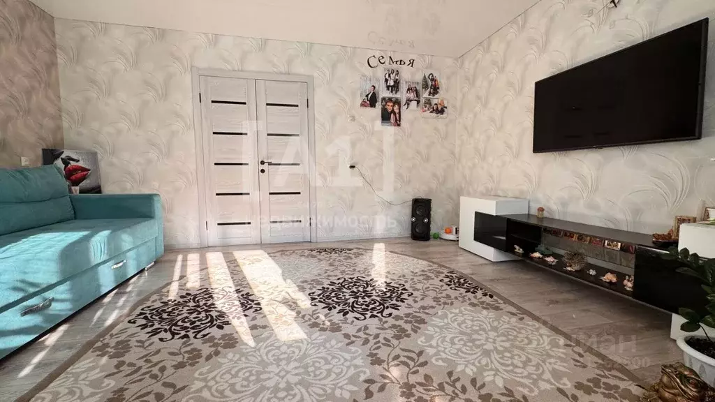 2-к кв. Челябинская область, Челябинск ул. Куйбышева, 86А (53.9 м) - Фото 1