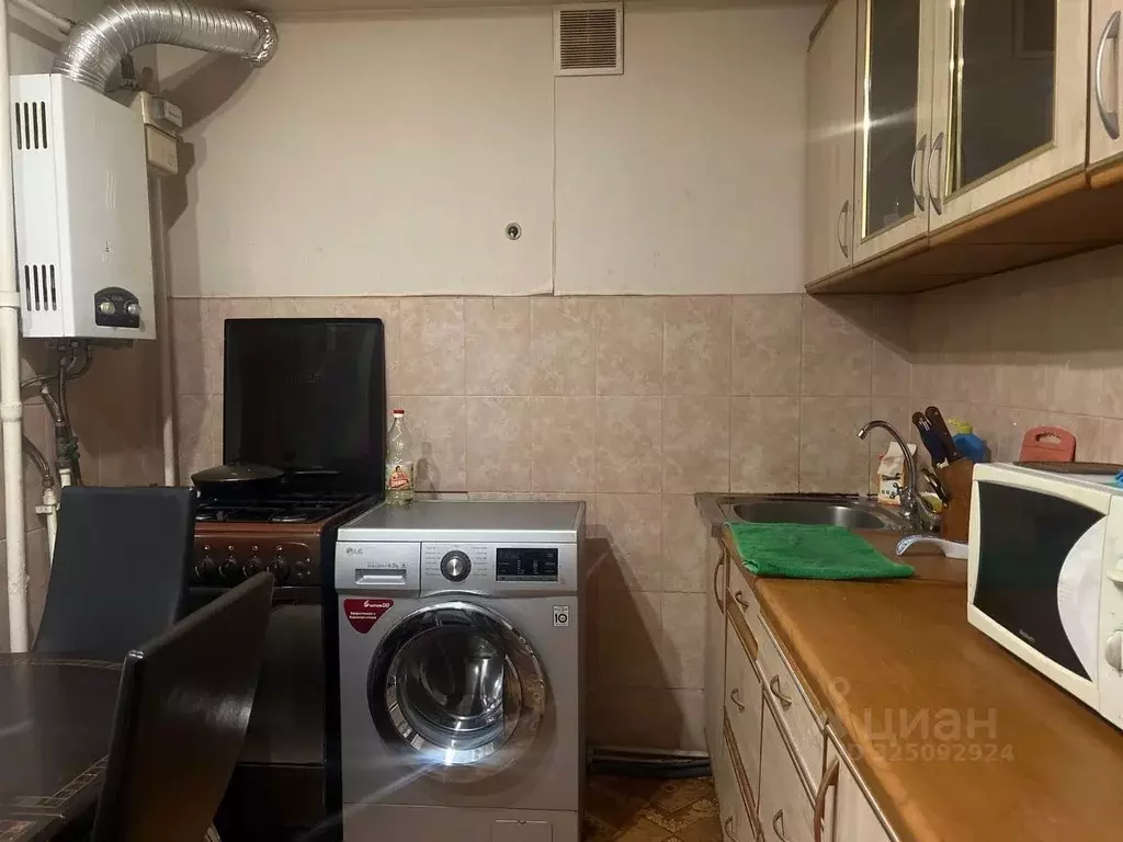 3-к кв. Коми, Сыктывкар ул. Димитрова, 46 (60.0 м) - Фото 2