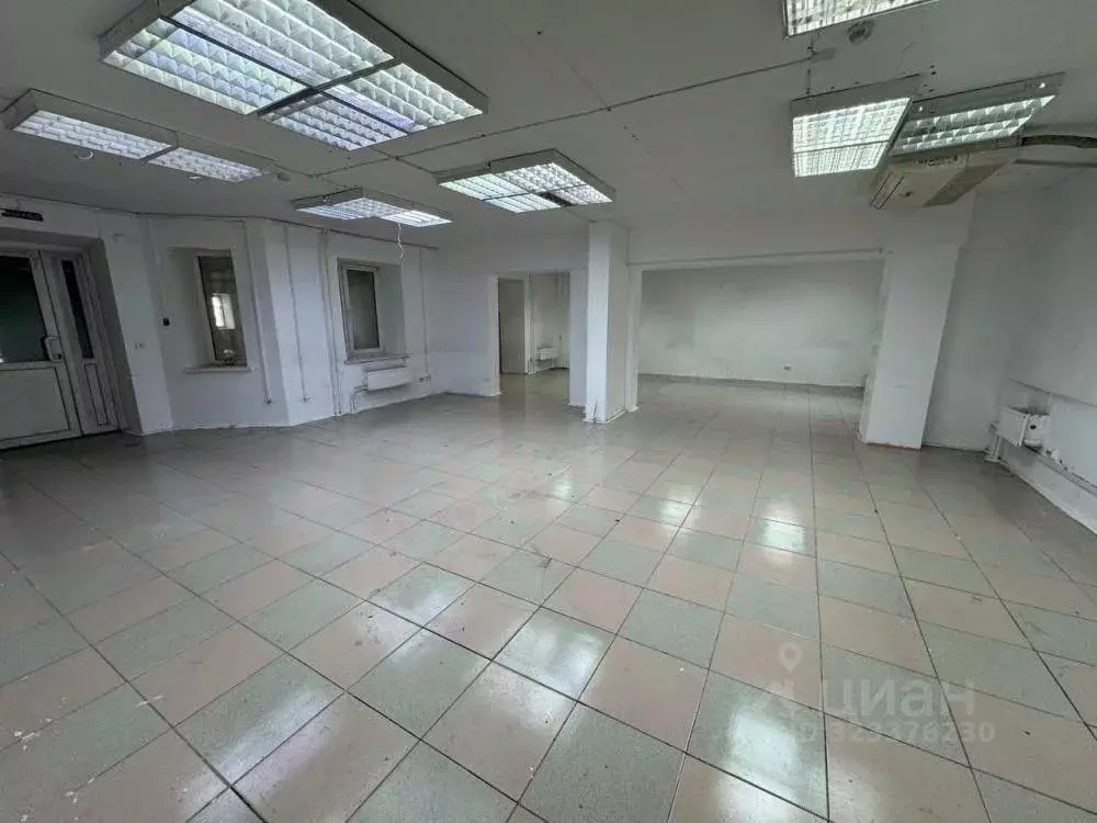 Помещение свободного назначения в Иркутская область, Иркутск ул. ... - Фото 1