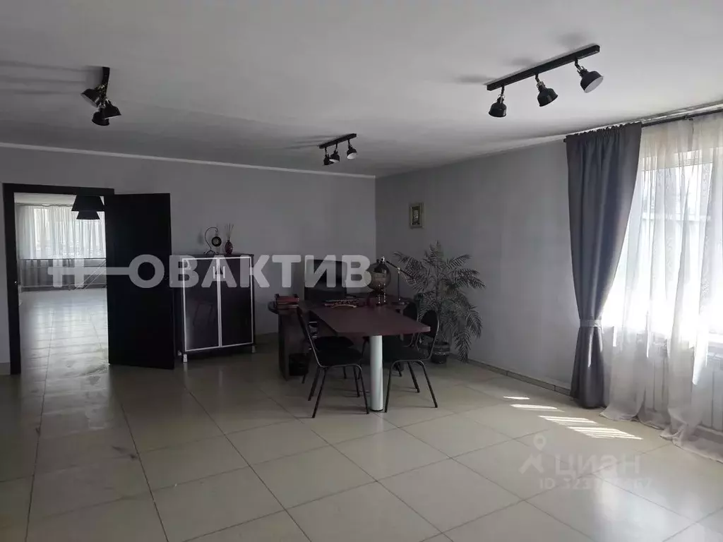 Производственное помещение в Кемеровская область, Ленинск-Кузнецкий ... - Фото 2